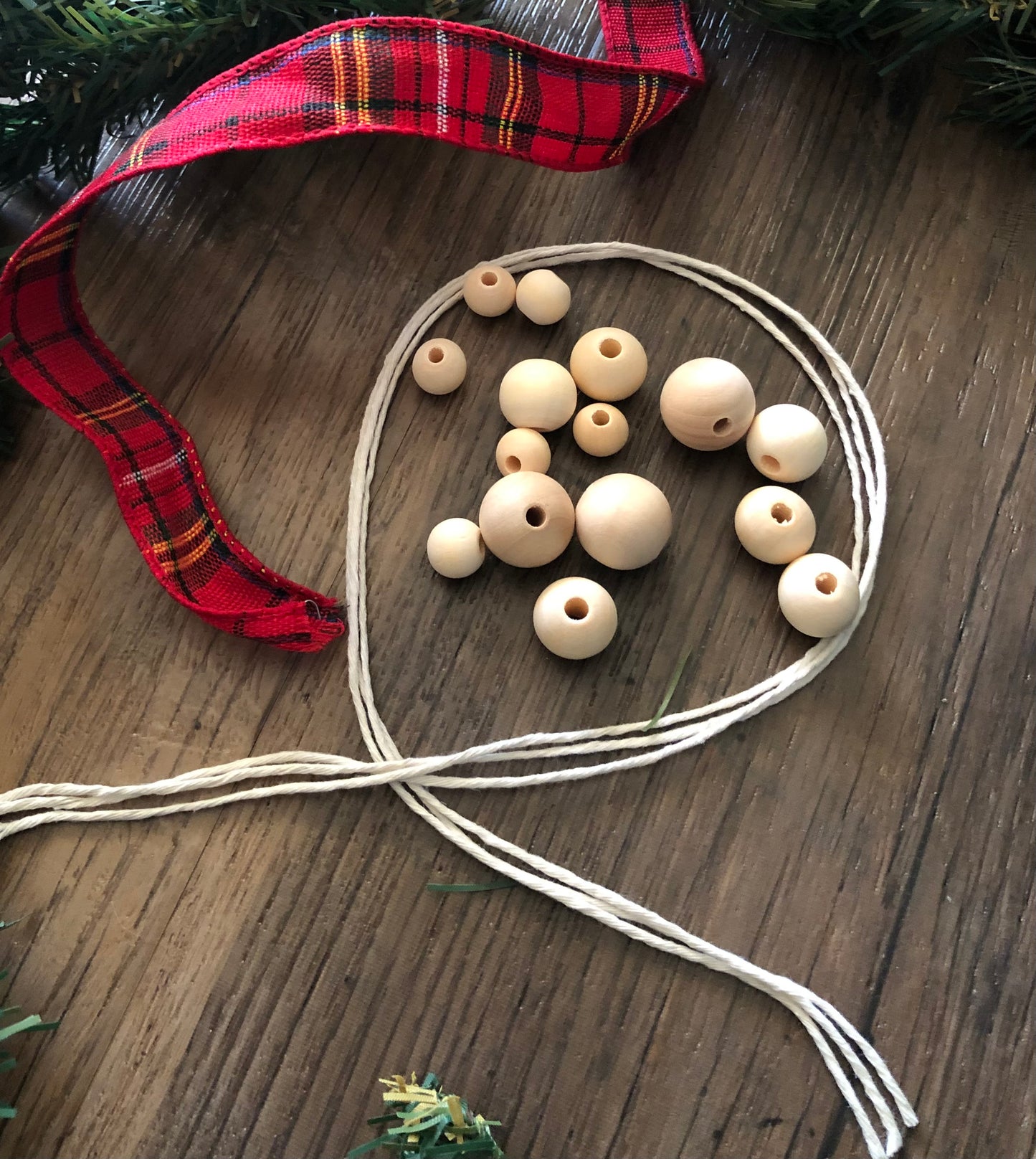 Yes you can! Family Christmas bead craft